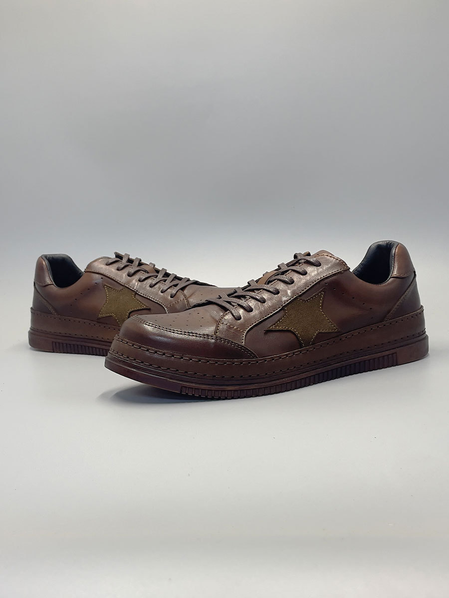 Giày sneaker da bò nam màu trơn cổ điển đơn giản — Màu đen, Màu cà phê
