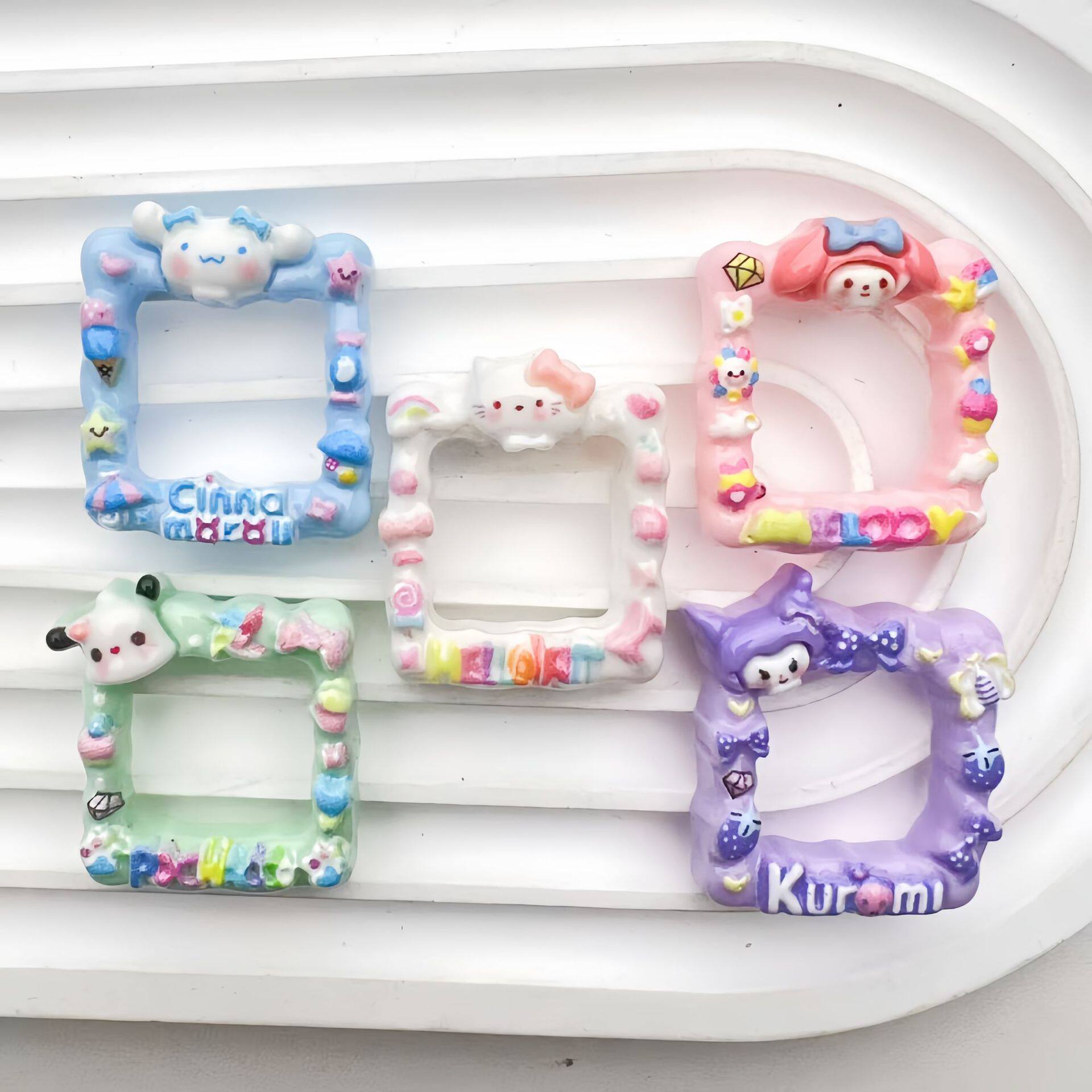 Cartoon Sanlio photo frame diy resin accessories cute color handmade refrigerator box bag buckle mobile phone chain jewelry