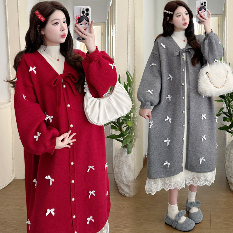 2025 Winter Thickened French Bow Spliced ​​Lace Sweater Long Jacket + Apricot Knitted Skirt Pregnant Mom Suit