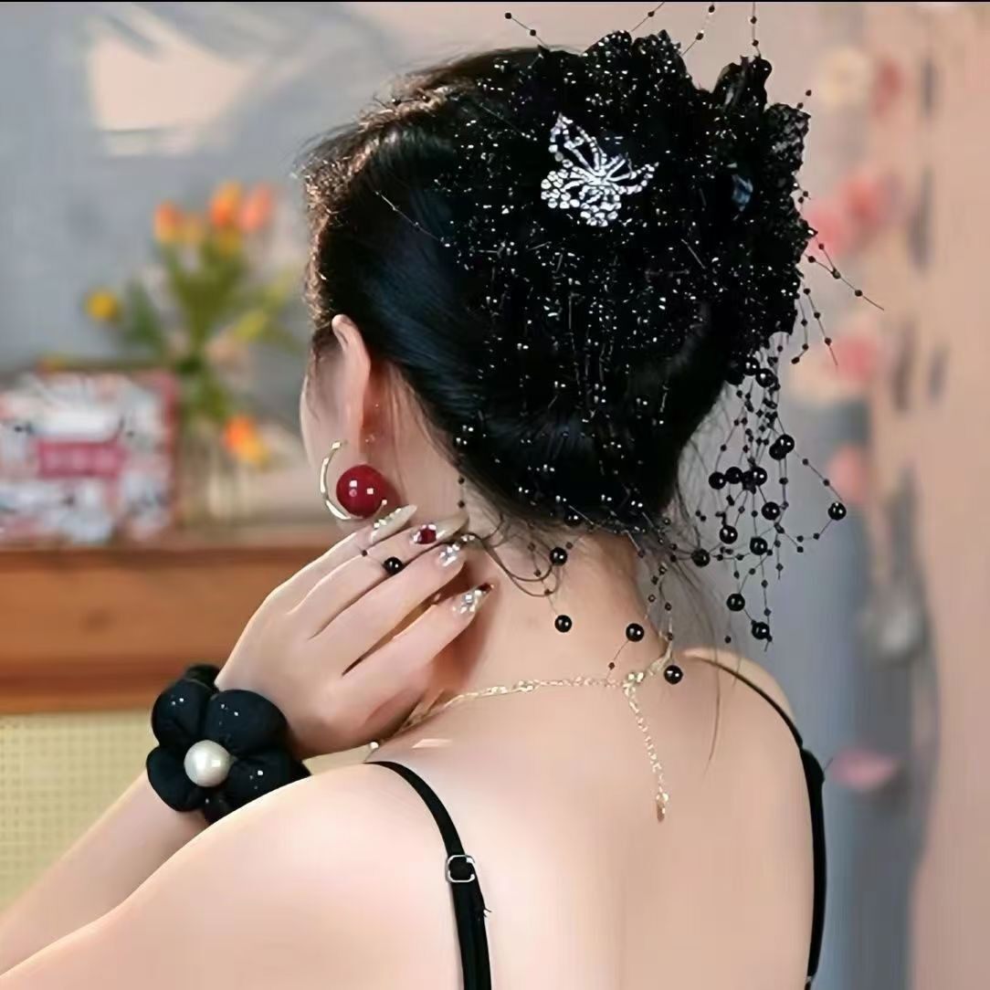 新款牡丹花羽毛网红高颜值轻奢时尚后脑勺鲨鱼洋气发夹上档次