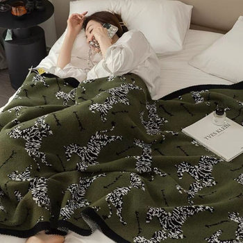 ✅ Retro Air Conditioner Ins Blanket Green Nap Knitted Office Leisure Sofa Blanket Blanket Shawl Factory Outside