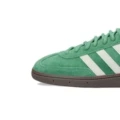 Green white ig6192