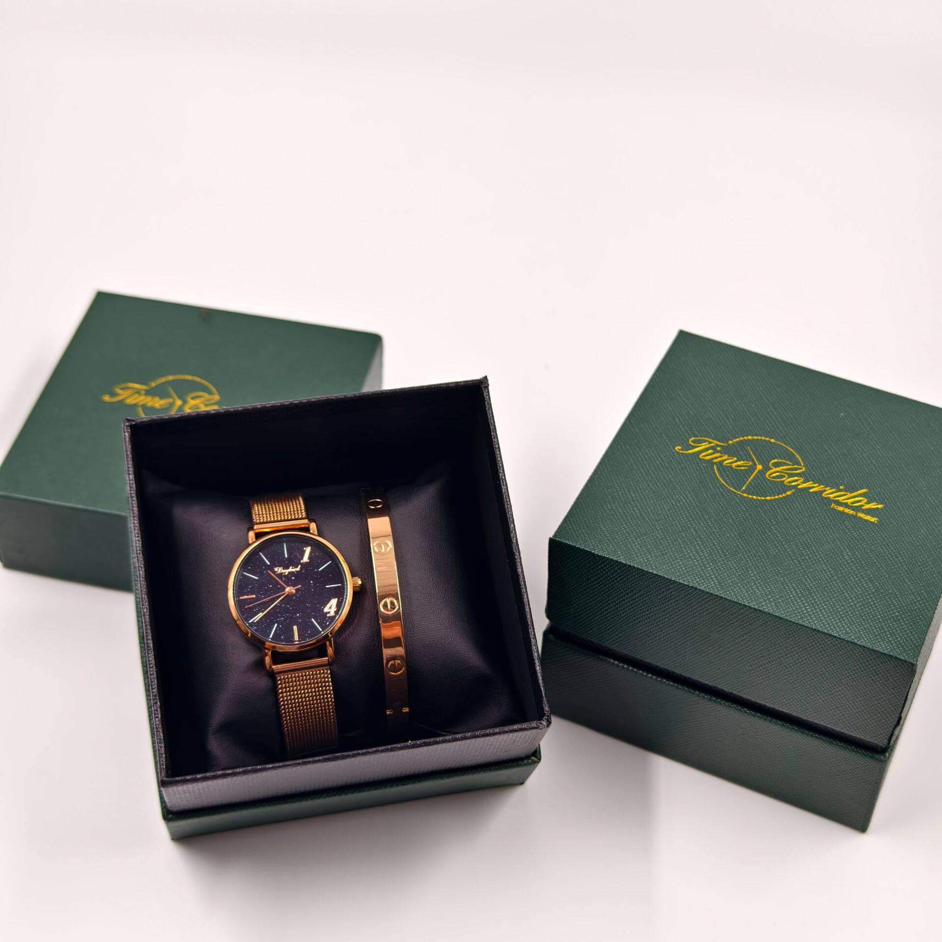 High-End Heaven and Earth Cover Watch Box Green Jewelry Jewelry Packaging Box Companion Gift Box Special Paper Ready-Made Watch Jewelry Box
