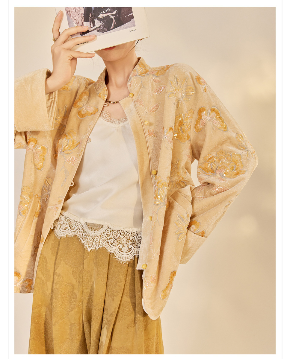 Áo khoác nữ cổ đứng dài tay thêu hoa đính kim sa phong cách retro — Màu cam mơ (giao hàng trong 7 ngày), Màu cam mơ (giao hàng trong ngày)