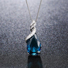 Korean Style Blue Crystal Fashion Pendant Necklace Niche Design Blue Diamond Elegant Clavicle Chain Natural Topaz Jewelry