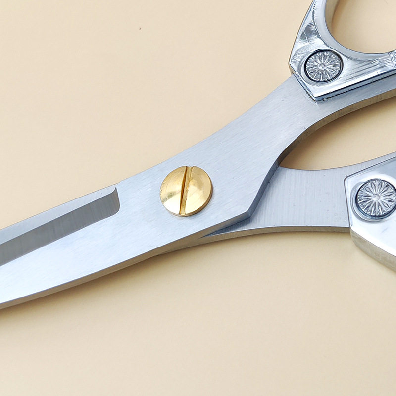 Manufacturer Wholesale K82 Scissors Stainless Steel Alloy Chicken Bone Scissors Kitchen Scissors Household Stall Heavy-Duty Scissors Sharp and Durable