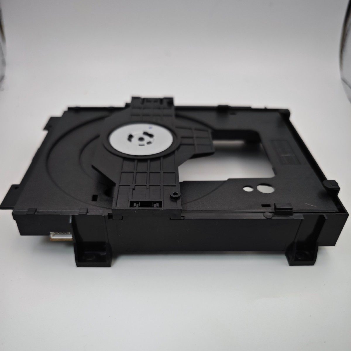 Ouzhi Giant Old Brand Dvd Player/Evd in and Out Warehouse Movement Rack Wld-0828H Disc Player in and Out Warehouse