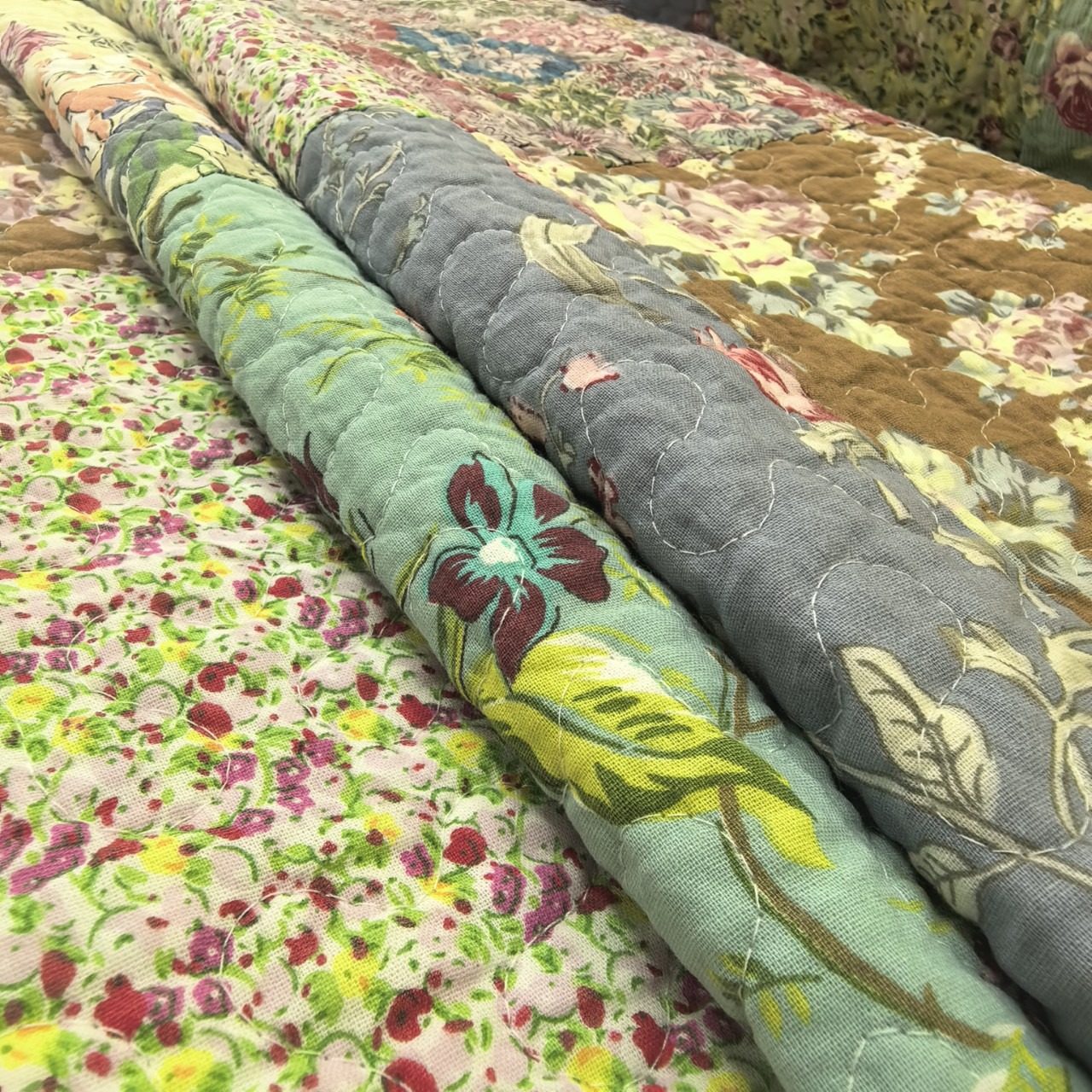 Foreign Trade Export European and American Quilted Quilt Pure Cotton Bed Cover European Style Handmade Patchwork Quilted Thickeneded Bed Bed Sheets Bed Cover Three-Piece Set