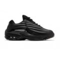 Nocta all black