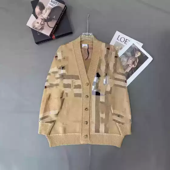 Shenzhen Nanyou High Version Baobao ~ Li Autum Classic Plaid Knitted V Neck Cardigan for Men and Women