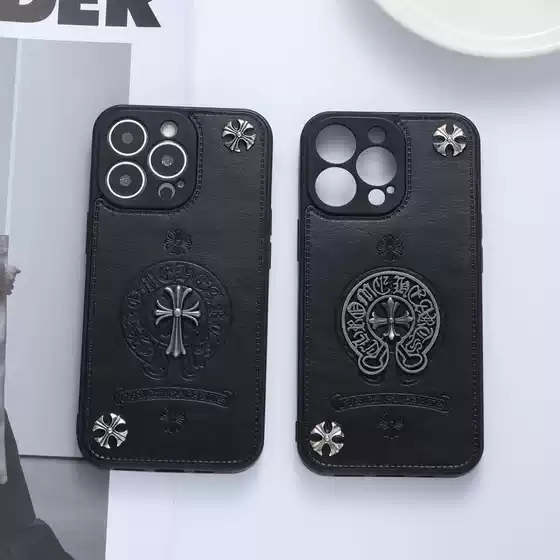 Trendy Leather Crocs-Style Phone Case Suitable for iPhone 15/16/17 Pro Max, Apple Full-Cover Anti-Drop Couple Phone Case