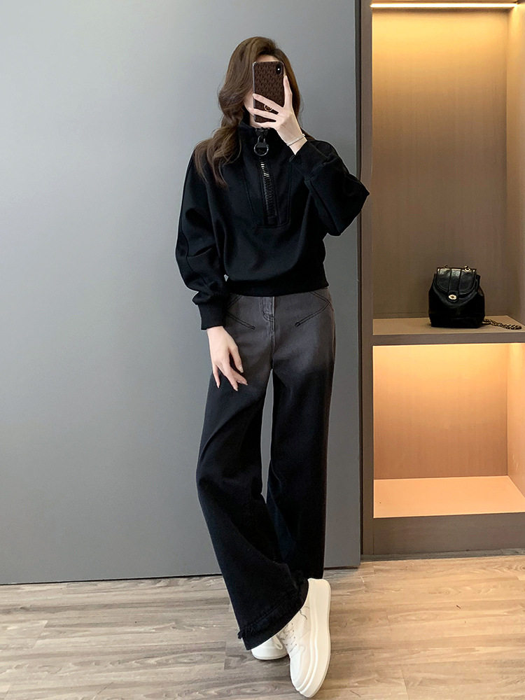 Age-Reducing Casual Sports Suit for Women in Spring, Autumn and Winter, Slim and Fashionable European Goods, Classy Elegant and High-End Two-Piece Set