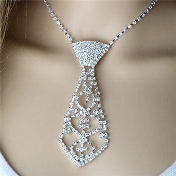 European and American Export Aliexpress Wsih Bridal Rhinestone Tie Necklace Rhinestone Necklace Claw Chain Bow Tie Necklace