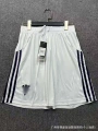 2526 man l passenger (white)