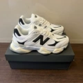 9060 white black