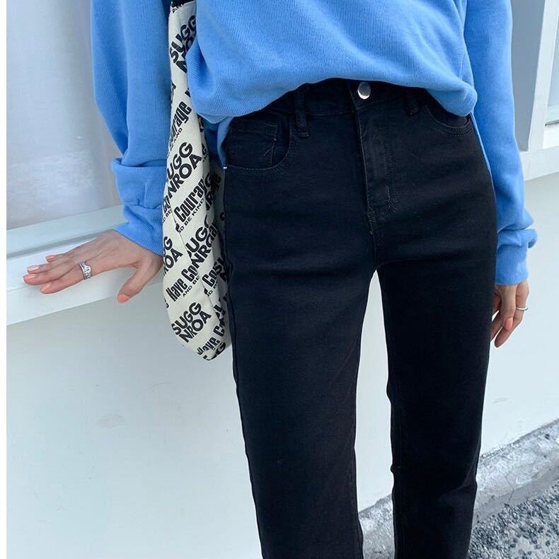 High Waisted Black Straight Leg Jeans for Women Loose Fit Slimming Cropped Length Flared Hem Spring Fall Casual