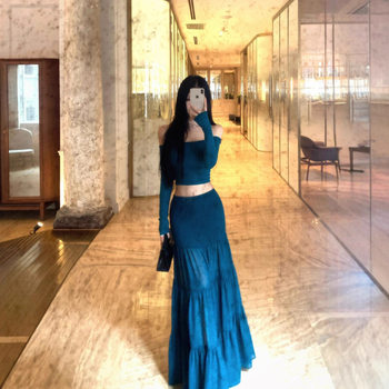 One-Shoulder Slim-Fitting Pure Desire Long-Sleeved T-Shirt Women's Autum Fashion Suit High-Waisted Skirt Large Hem Skirt Two-Piece Set