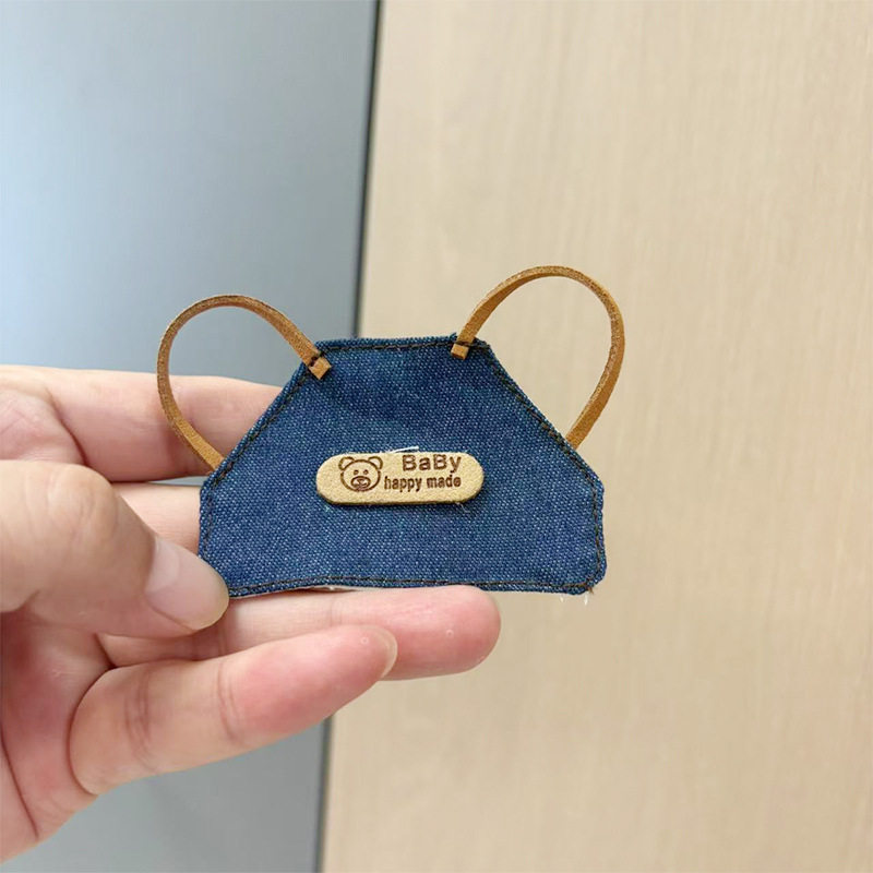 可爱迷你帆布包毛绒玩偶格子包西高地公仔扭棒小狗配饰格子裙娃衣