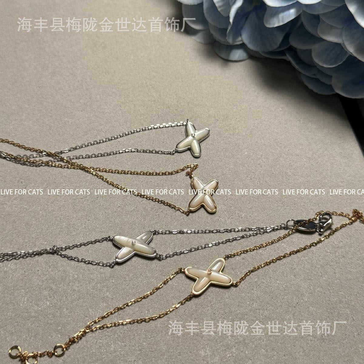Shangmei cross necklace white fritillary high version rose gold pendant clavicle chain women's factory wholesale a generation of hair