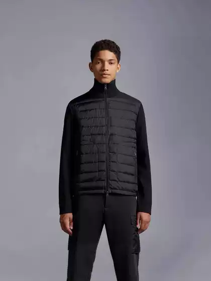 Moncler Men's Stand Collar Down Jacket 2026 Fall/Winter New Arrival Knit with Large Pockets, High-End Version