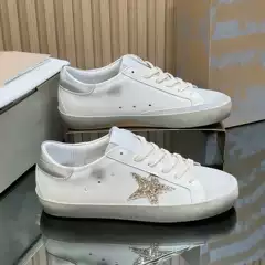 2026 New Vintage Lace-Up Distressed Shoes for Women with Silver Tips, Retro Versatile Height-Increasing Non-Slip Couple's Star Distressed Shoes Trendy