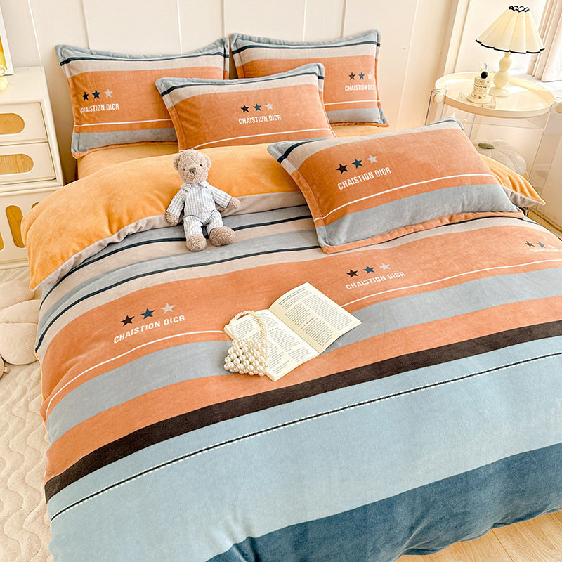 Class a Milk Velvet Four-Piece Set Thickeneded Fleece-Lined French Velvet Three-Piece Bed Bed Sheets Quilt Cover Autumn and Winter Double-Sided Coral Velvet