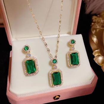 Green Pendant Necklace Women's Summer Small High-level Design Clavicle Chain Light Luxury All-match Necklace Chain