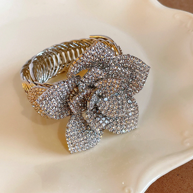 欧美跨境简约时尚手镯臂环小众冷淡风气质手环高级感百搭手饰批发