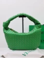 Large parrot green (36*21*13CM)