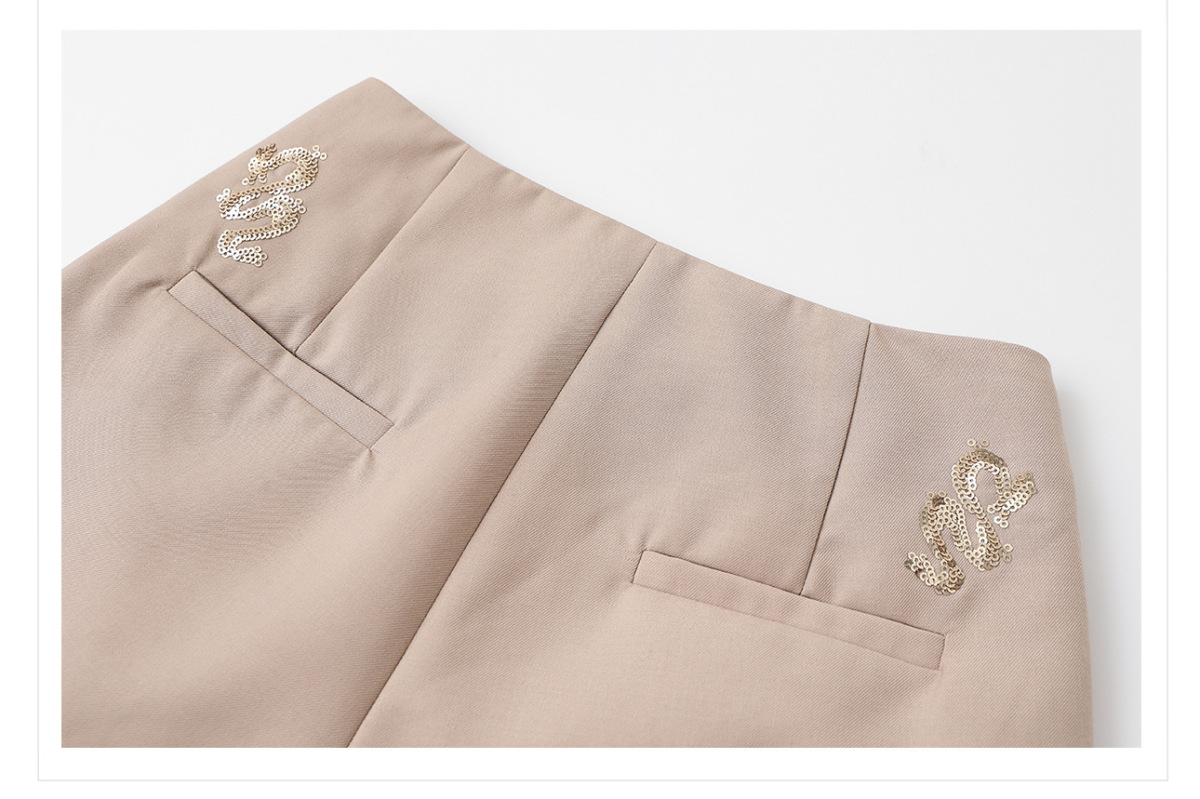 Bộ đôi áo vest không tay dáng ôm kèm quần short thêu họa tiết nữ — Quần short thêu (giao hàng trong ngày), Áo thêu (giao hàng trong ngày)