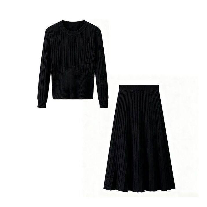 Waist Slimming Round Neck Sweater, Fashionable Age-Reducing Sweater, Autumn and Winter New Style, High-End, Beautiful and Unique Two-Piece Skirt
