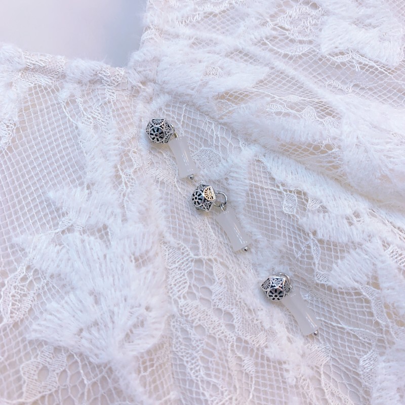 Đầm liền tay dài cổ tròn phối ren thêu tay phồng dáng suông — Màu đen sương mù, Phấn hồng, Trăng trắng