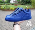 Blue wrinkled leather low top