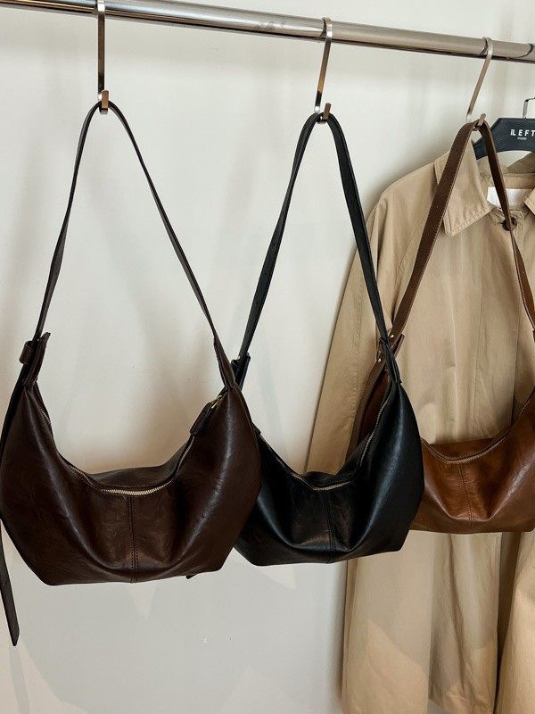 Casual Large Capacity Dumpling Bag Women's Bag 2024 New Autumn and Winter Commuting Shoulder Bag Popular Leopard Print Crossbody Bag