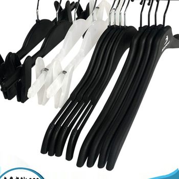 Clothing Store Narrow Shoulder Clothes Hanging Thin Shirt Hanger Black Plastic Sportswear Hanger Non-Slip Traceless Export Clothes Support