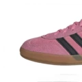 Pink black