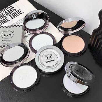 Kakashow Velvet Mist Makeup Powder Cake to Lift the Color, Long-Lasting Oil Control Concealer, Waterproof and Sweat-Proof, Not Easy to Remove Makeup Powder Cake