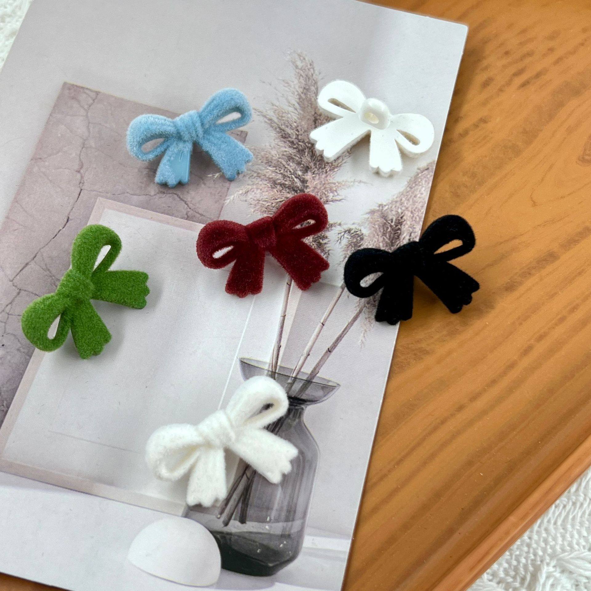 High-grade Velvet Bow Button Sweater Knitted Cardigan Decorative Buckle Small Chanel Style Foot Buckle Accessories