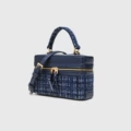 Blue woolen material (without logo + chain)