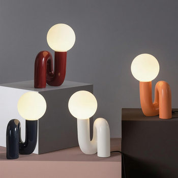 Table Lamp Bedroom Bedside Lamp High-End Nordic Post-Modern Designer Resin Creative Ball Glass Desktop Table Lamp