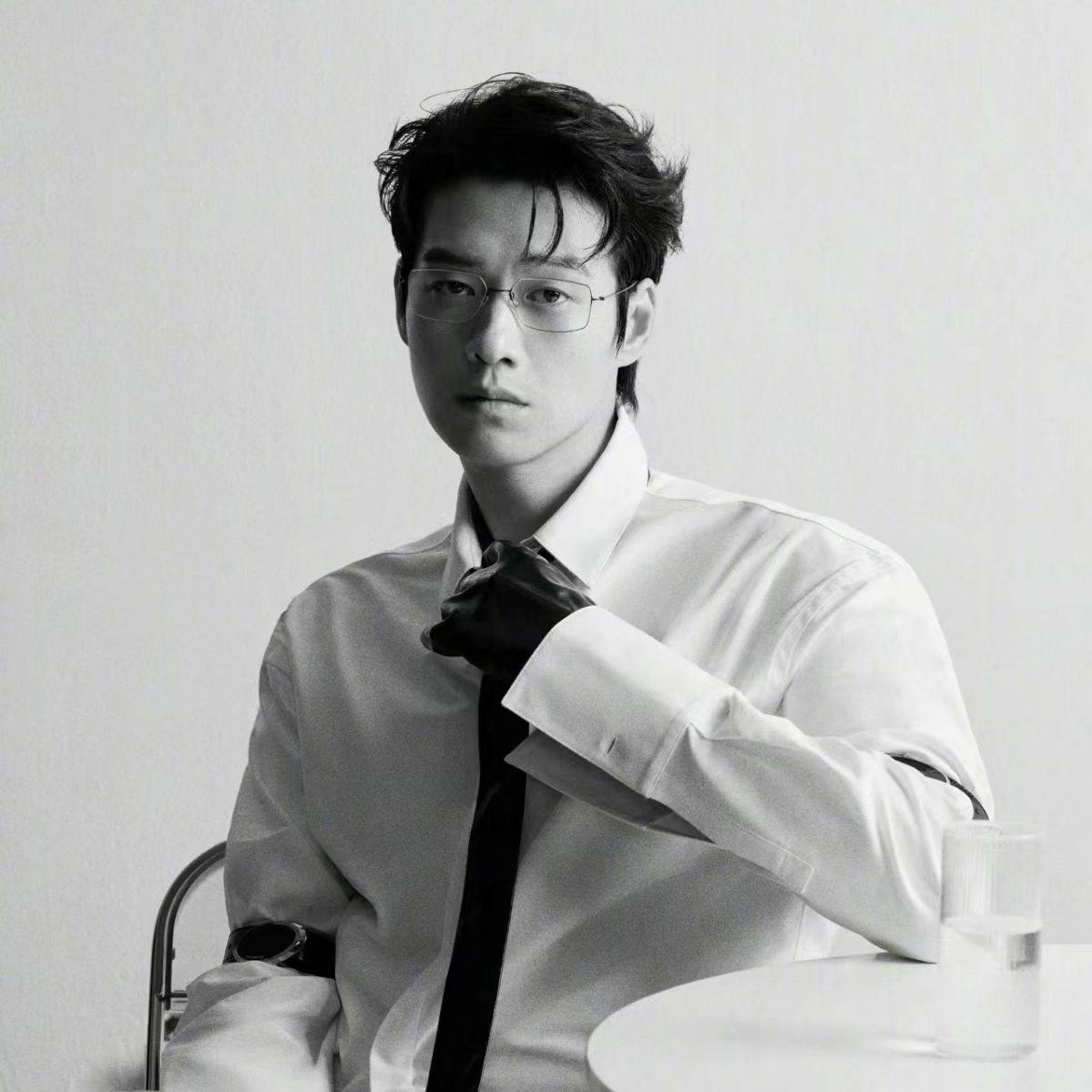 7g Ultra-Light Linde Same Style Screw-Free Pure Titanium Business Glasses Frame Normcore High-End Glasses Frame Hong Kong Style Men 5509