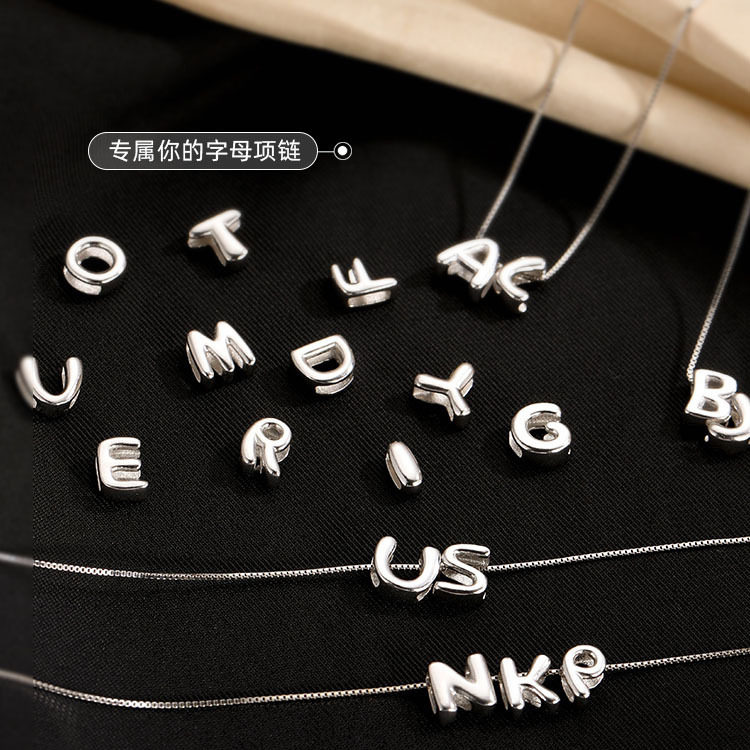 DIY letter pendant necklace for women 2022 new clavicle chain niche design pendant wholesale simple light luxury