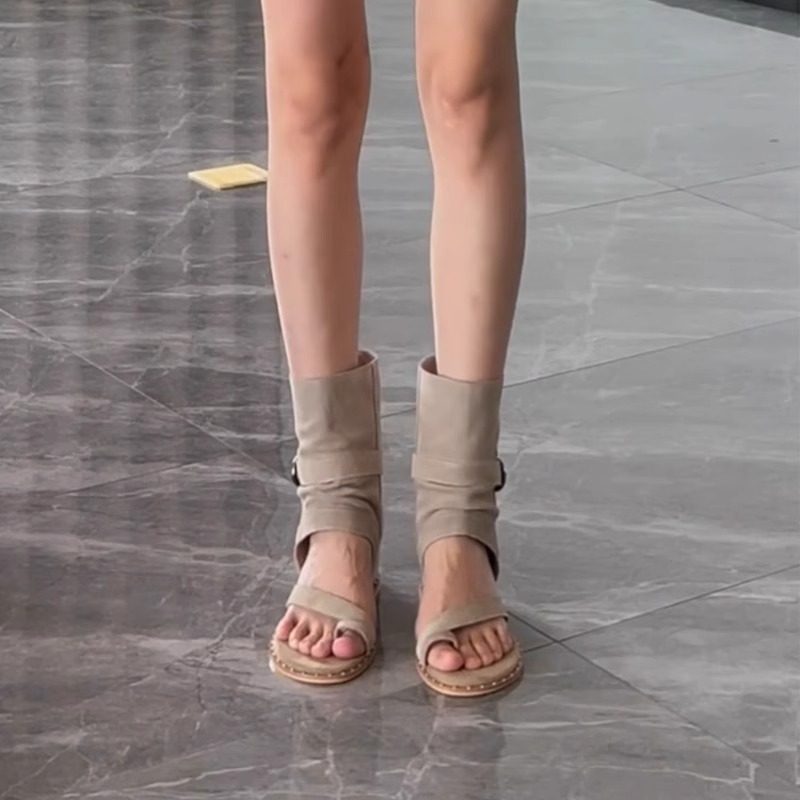 2025 New Wedge Heel Inner Heightening Sandals Women's Roman Shoes French Short Boots Summer Boots Thong Flat Sandals