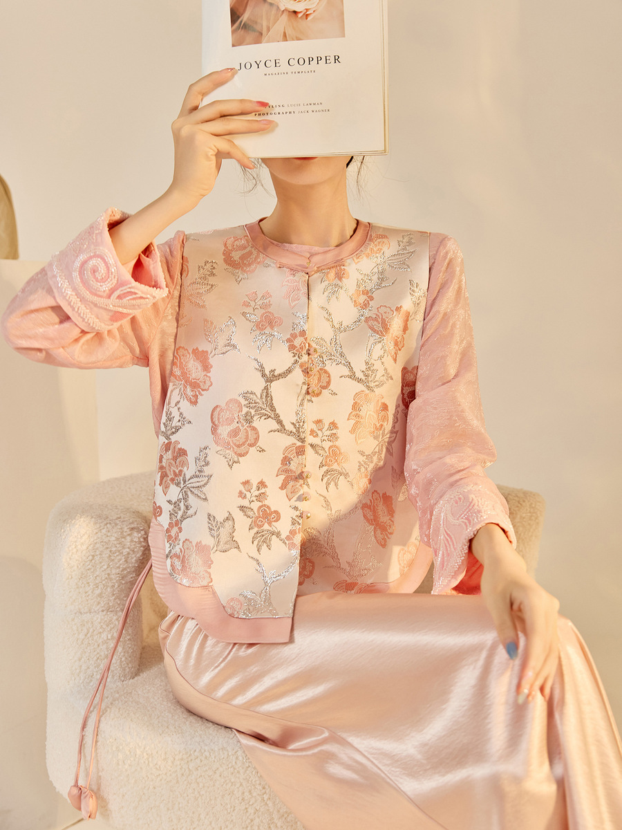 Set áo vest không tay dệt hoa kim tuyến kèm chân váy dài nữ