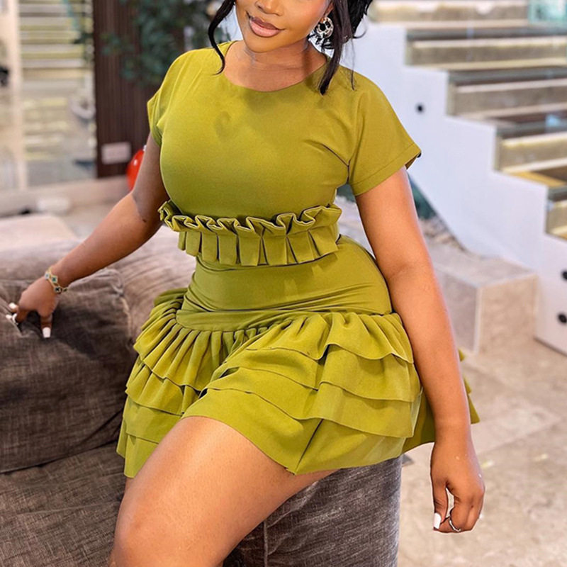 Fashionable Womens Bodycon Dress Solid Color Pleated Design Short Sleeve Round Neck Casual Wear for Spring Summer