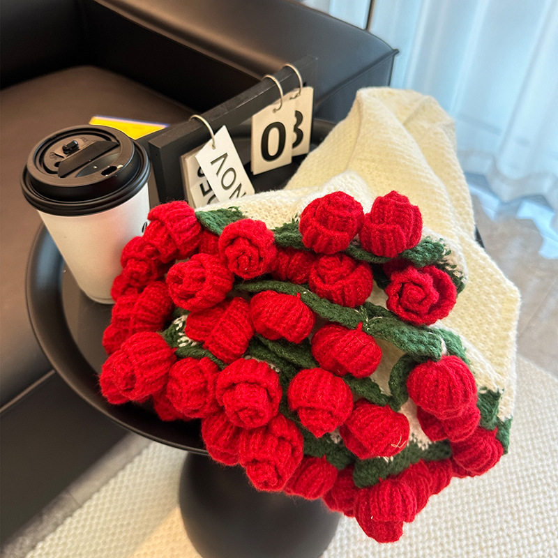 Woven Rose Bouquet Blanket, Yarn Nap Blanket, Handmade Blanket as a Gift for Girlfriend or Best Friend for Chinese Valentine's Day