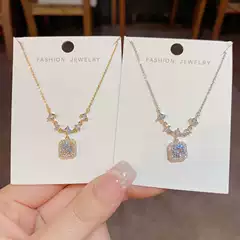 Zircon Square Diamond Necklace Women's Light Luxury Niche High-end Refined Clavicle Chain Elegant All-match Fashion Internet Celebrity Accessories