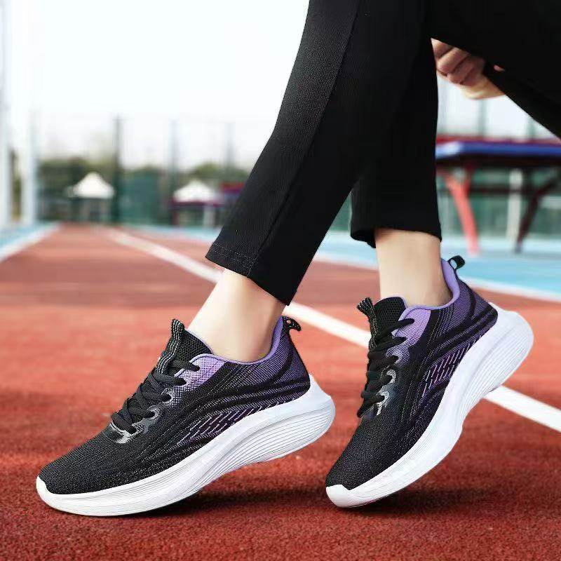 Sports Shoes New Spring and Summer Non-Slip Soft Sole Wear-Resistant Mesh Breathable Casual Shoes Casual Fashion Versatile Running Shoes