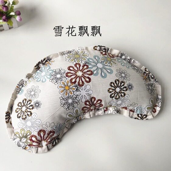 Cotton coarse Crescent pillowcase neck protection pillowcase cervical vertebra pillowcase moxibustion neck protection pillow health traction pillow Palace pillow wholesale