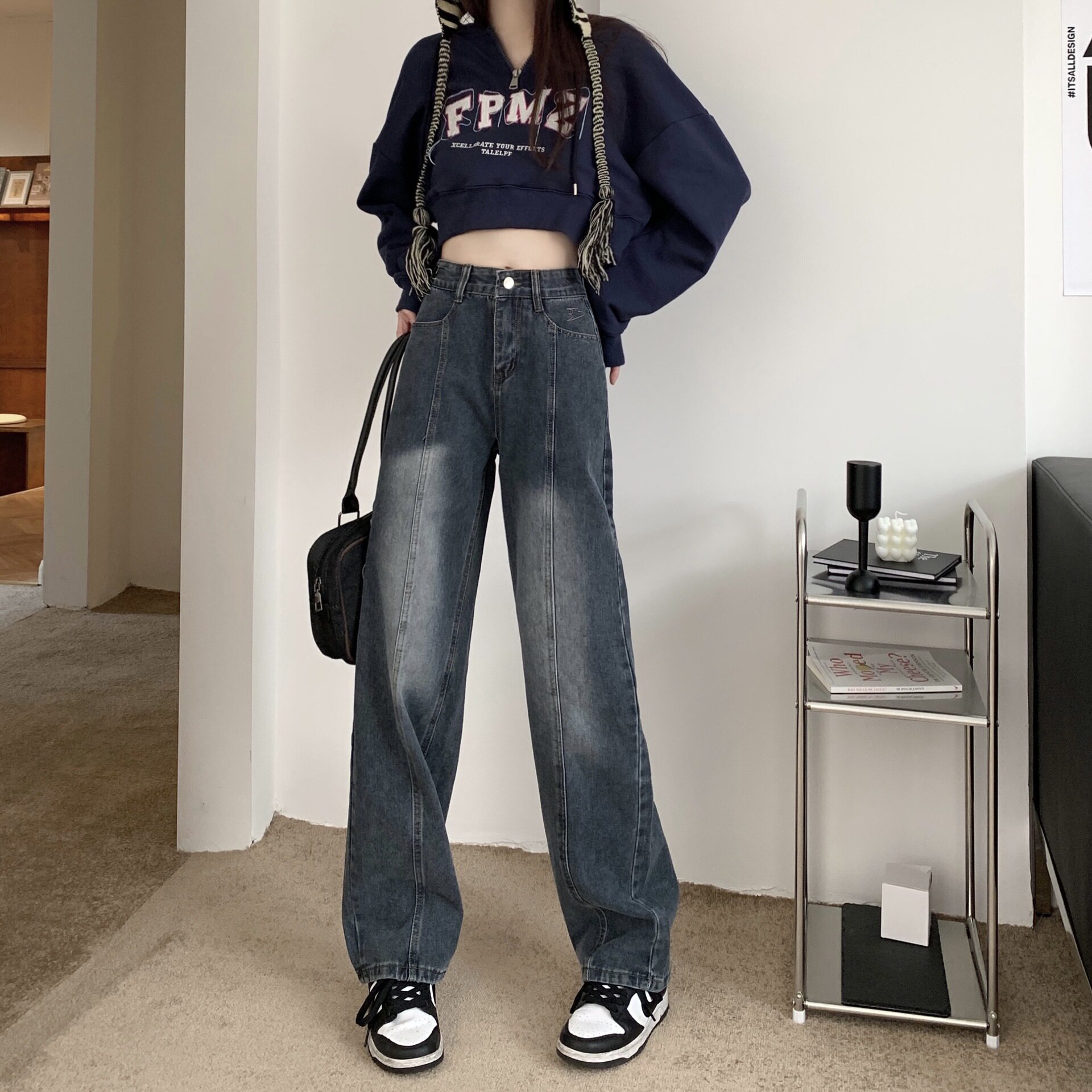 Womens High Waisted Wide Leg Jeans Vintage Design Loose Fit Flattering Silhouette Spring Fall Casual Wear
